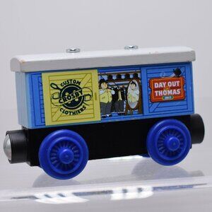 Day Out With Thomas Custom Crosby Clothiers Wooden Railway Car 2017 RARE